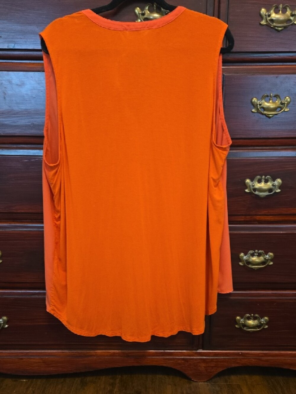 Papermoon Coral Sleeveless V-neck Top Size 3X - Picture 4 of 9